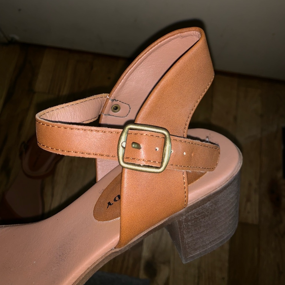 Block Heel Sandals - Picture 8 of 8